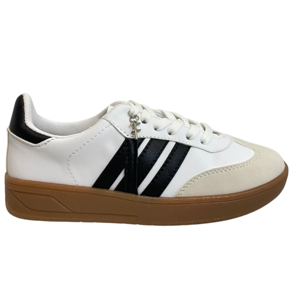 Tenis blancos con rayas negras online