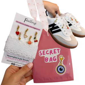 Secret bag dorada (Charms + cintas)